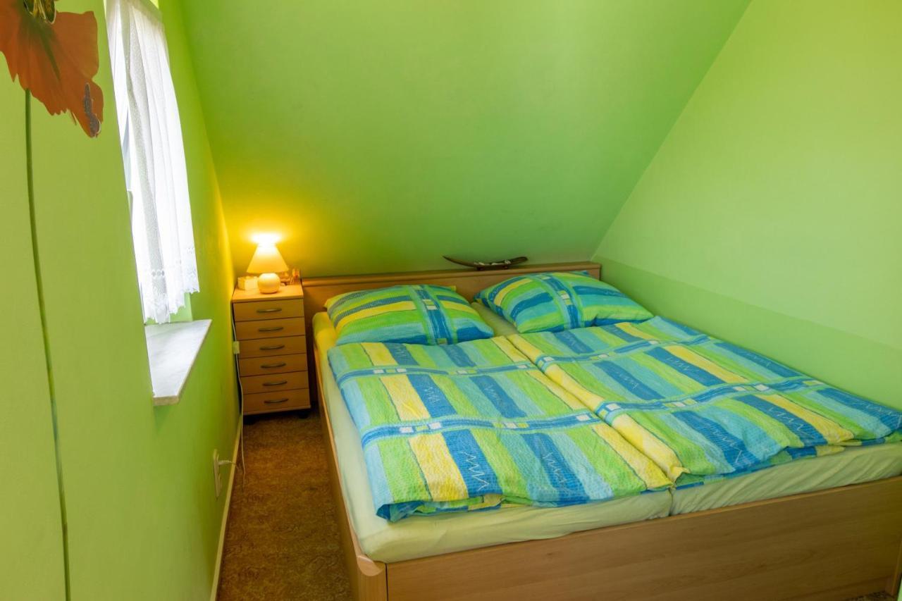 Urlaubs-Appartement Am Dorfrand Wieck Buitenkant foto